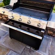 Газовий гриль Saber CAST 670 Black